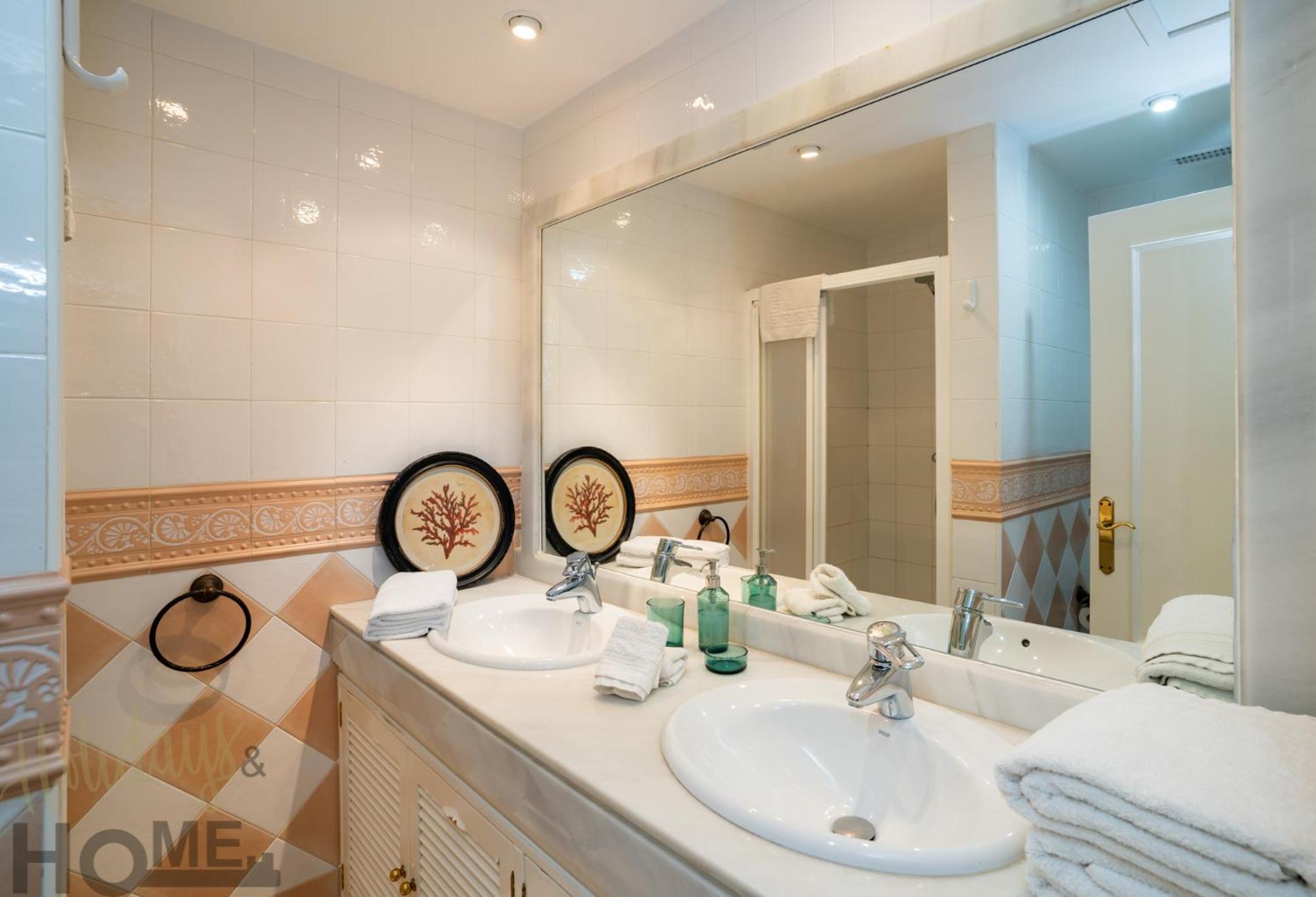Hacienda Playa Elviria 300 M Playa,Jardin , 2 Hab ,Marbella 아파트 외부 사진